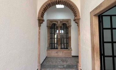 Casa Comercial en RENTA en el centro de León.