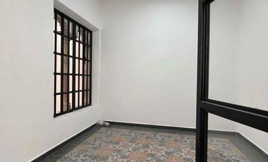 Casa Comercial en RENTA en el centro de León.