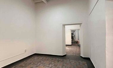 Casa Comercial en RENTA en el centro de León.