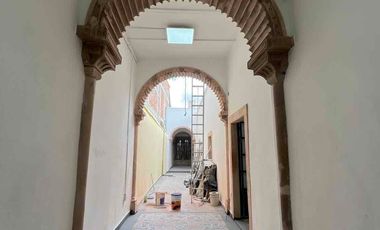 Casa Comercial en RENTA en el centro de León.