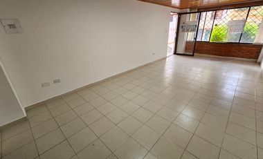 LOCAL COMERCIAL  BARRIO ALARCON