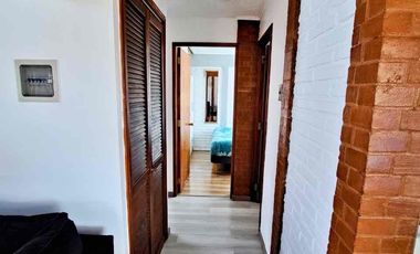 SINCRÓNICA PROPIEDADES VENDE HERMOSA CASA CÉNTRICA EN ALGARROBO