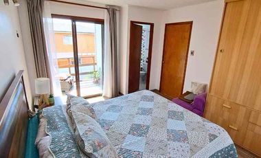 SINCRÓNICA PROPIEDADES VENDE HERMOSA CASA CÉNTRICA EN ALGARROBO