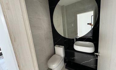 Se vende casa de estreno de 3 dormitorios en Isla Celeste de Ciudad Celeste.