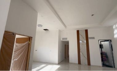 𝗟𝗔 𝗖𝗔𝗦𝗔 𝗤𝗨𝗘 𝗘𝗦𝗧𝗔𝗕𝗔𝗦 𝗘𝗦𝗣𝗘𝗥𝗔𝗡𝗗𝗢 – ¡𝗘𝗡 𝗨𝗡𝗔 𝗦𝗢𝗟𝗔 𝗣𝗟𝗔𝗡𝗧𝗔