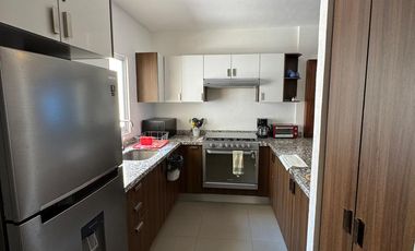 Casa Amueblada en Renta; Condominio Vilanova Hábitat Residencial, Fracc. Jarretaderas, Nayarit.