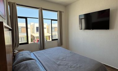 Casa Amueblada en Renta; Condominio Vilanova Hábitat Residencial, Fracc. Jarretaderas, Nayarit.