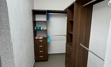 Casa Amueblada en Renta; Condominio Vilanova Hábitat Residencial, Fracc. Jarretaderas, Nayarit.