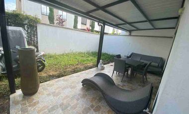 Alquilo casa Amoblada