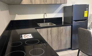 Coast Residences by SMDC  Million Dollar View along Roxas Boulevard