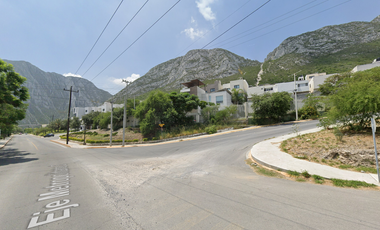 Inversión Segura y Rentable en Bienes Raíces, Col. Peddregal de la Huasteca, Nuevo León.