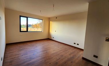 CASA A ESTRENAR CON VISTA DESPEJADA A LOS VOLCANES