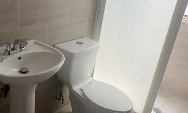 RENTA DE DEPARTAMENTO EN JARDIN BALBUENA, EN PRIMER PISO MUY CERCA DEL AEROPUERTO