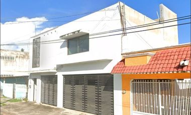 CASA EN VENTA EN CHETUMAL