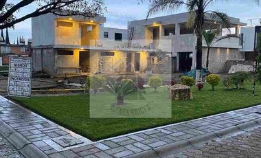 VENTA DE TERRENOS EN FRACCIONAMIENTO CON AMENIDADES LA VID RESIDENCIAL CUAUTLANCINGO ALBERCA SALÓN DE USOS MÚLTIPLES ASADORES COWORKING PALAPA GYM  SALA PROYECCIÓN SE ACEPTAN TODOS LOS CRÉDITOS