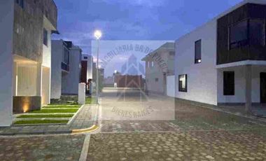 VENTA DE TERRENOS EN FRACCIONAMIENTO CON AMENIDADES LA VID RESIDENCIAL CUAUTLANCINGO ALBERCA SALÓN DE USOS MÚLTIPLES ASADORES COWORKING PALAPA GYM  SALA PROYECCIÓN SE ACEPTAN TODOS LOS CRÉDITOS