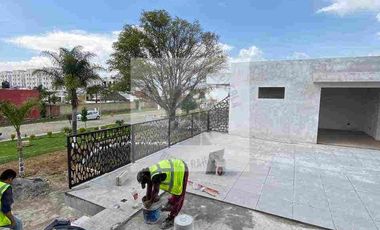 VENTA DE TERRENOS EN FRACCIONAMIENTO CON AMENIDADES LA VID RESIDENCIAL CUAUTLANCINGO ALBERCA SALÓN DE USOS MÚLTIPLES ASADORES COWORKING PALAPA GYM  SALA PROYECCIÓN SE ACEPTAN TODOS LOS CRÉDITOS