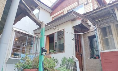 Gran Oportunidad de Inversión – Terreno con 3 Casas y Árboles Frutales en Playa Ancha, Valparaíso