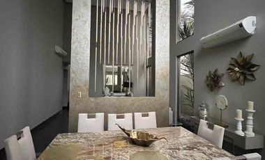 vendo hermosa casa en  Mocolí de 4 dormitorios