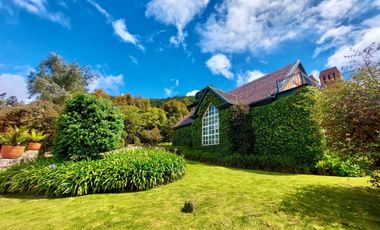 Esta CASA CAMPESTRE tiene todo si buscas confort, exclusividad, seguridad y vivir rodeado de naturaleza