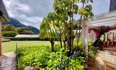 Esta CASA CAMPESTRE tiene todo si buscas confort, exclusividad, seguridad y vivir rodeado de naturaleza