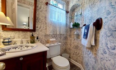 Esta CASA CAMPESTRE tiene todo si buscas confort, exclusividad, seguridad y vivir rodeado de naturaleza