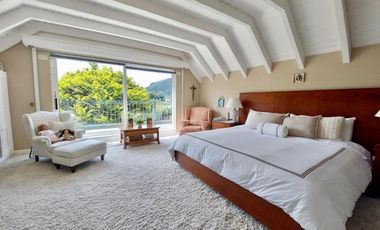 Esta CASA CAMPESTRE tiene todo si buscas confort, exclusividad, seguridad y vivir rodeado de naturaleza