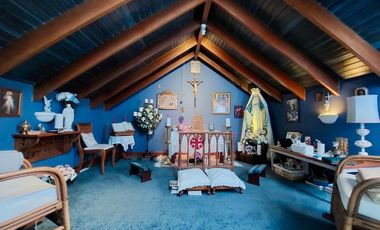 Esta CASA CAMPESTRE tiene todo si buscas confort, exclusividad, seguridad y vivir rodeado de naturaleza