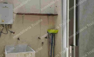 VENDO CASA DE UN NIVEL  CERCA DE LA LAGUNA DE PUENTE MORENO