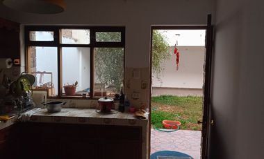 Urb. El Recreo Casa de 309.48m2 ideal para Clínica o Empresa