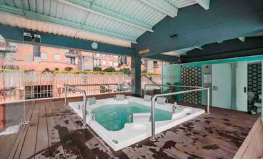 Venta de espectacular apartamento remodelado en poblado,sector milla de oro