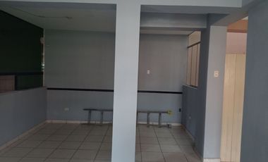 REMATO Edificio en Santa Teresa de Ávila esquina a precio de Casa