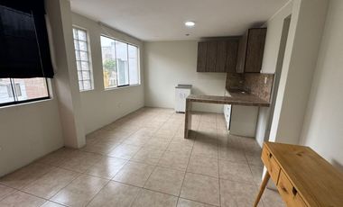 Venta de Casa de 4 Pisos en Salvador Dali – Santiago de Surco