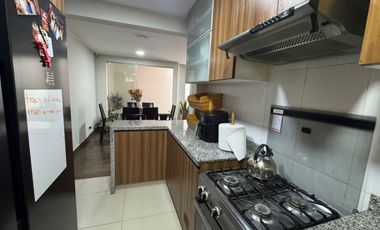Venta de Casa de 4 Pisos en Salvador Dali – Santiago de Surco