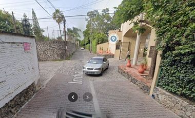 Hermosa y amplia casa CON PISCINA en remate en Segunda Priv. India Bonita, Centro, 62550 Jiutepec, Mor. (NO SE ACEPTAN CREDITOS) ENTREGA INMEDIATA