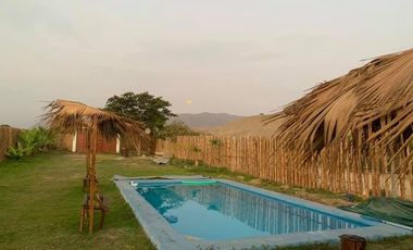 🏡 Venta de Casa con Piscina en Asia – Km 102 🌊☀️