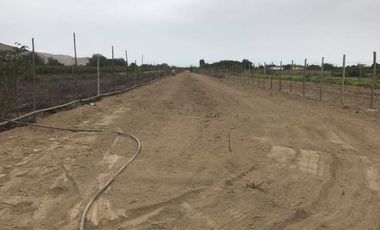 🏡 Venta de Casa con Piscina en Asia – Km 102 🌊☀️