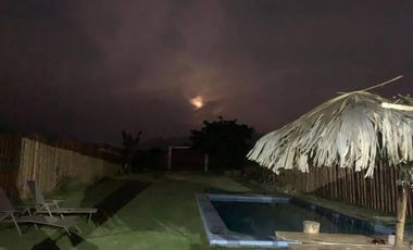 🏡 Venta de Casa con Piscina en Asia – Km 102 🌊☀️