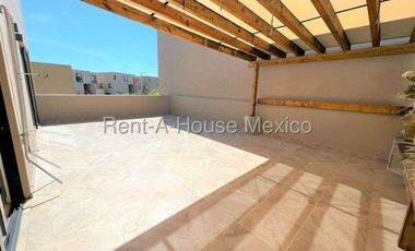 En venta planta alta duplex terraza amplia en zibata 4 recamaras 3 baños 2 autos