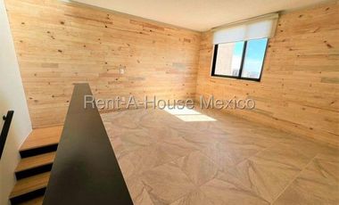 En venta planta alta duplex terraza amplia en zibata 4 recamaras 3 baños 2 autos