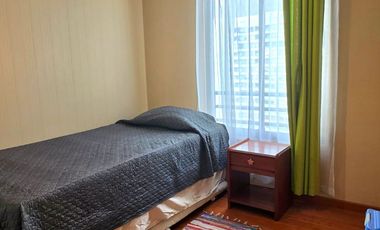 SE ARRIENDA DEPTO AMOBLADO EN COND. TRES MARES, CARIBE.