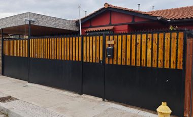 Casa 3 Dorms 2 Baños Estac. y Bodega, Remodelada en Padre Hurtado