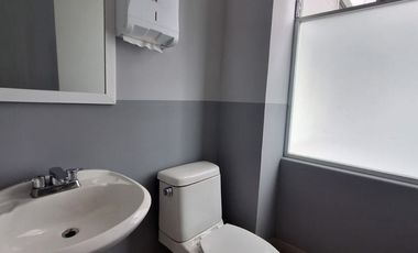 OFICINA EN RENTA CERCA DE LA AV VENTURA PUENTE $19,000