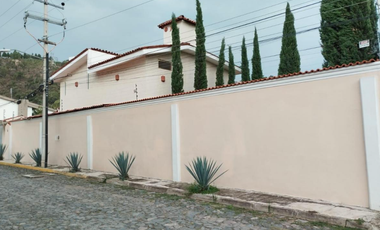 Casa en Venta Santa Ana Tepetitlán, Junto a Bugambilias en Zapopan