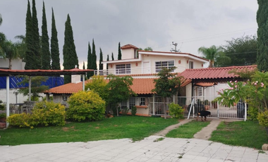 Casa en Venta Santa Ana Tepetitlán, Junto a Bugambilias en Zapopan