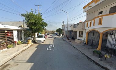 CASA EN REMATE BANCARIO, LOS EBANOS, APODACA, NUEVO LEÓN.