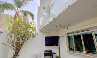 Casa Venta con Recamara en Planta Baja, en la Rioja, Tlajomulco de Zúñiga