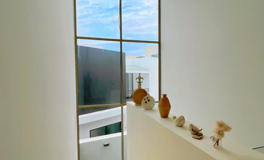 Casa Venta con Recamara en Planta Baja, en la Rioja, Tlajomulco de Zúñiga