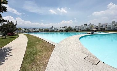 VENTA DE CASA CON ALBERCA PRIVADA OAXTEPEC