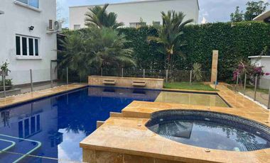 ALQUILO CASA AMOBLADA